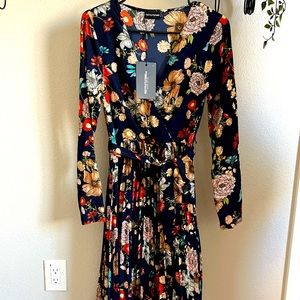 PLT floral pleaded dress never used